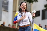 María Corina Machado recibe el Nobel de la Paz 2025 por su defensa de la democracia venezolana