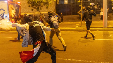 Disturbios y represión policial marcan la segunda jornada de marcha de la Generación Z en Lima
