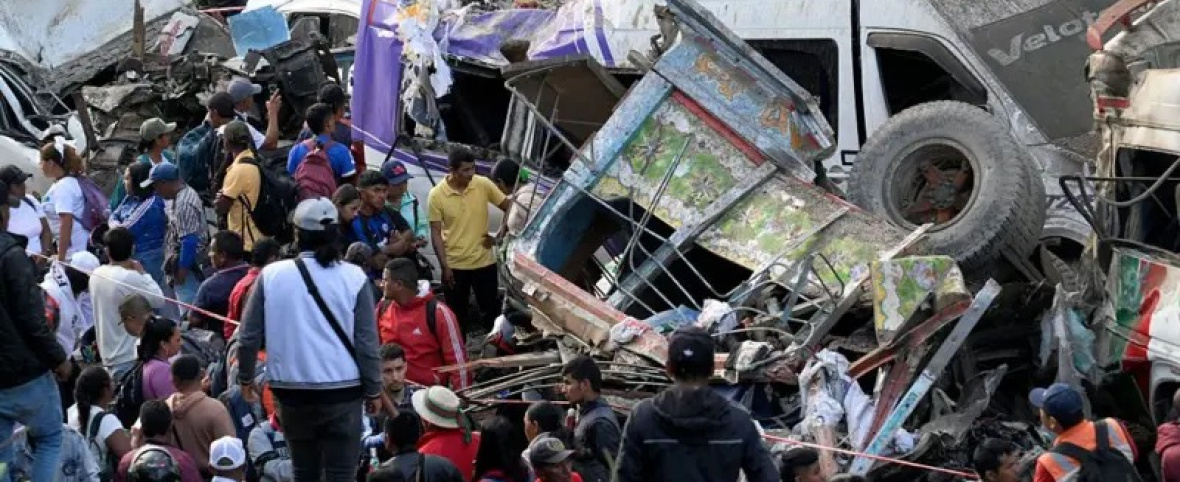 20 muertos y medio centenar de heridos dejan atentados terroristas en Colombia