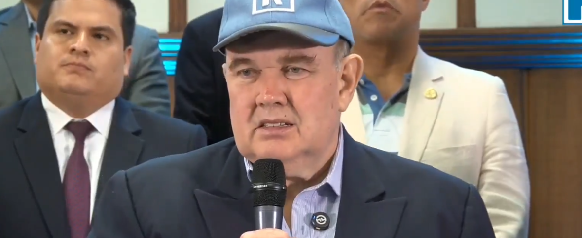 Rafael López Aliaga pide voto a favor de Keiko Fujimori en la segunda vuelta electoral