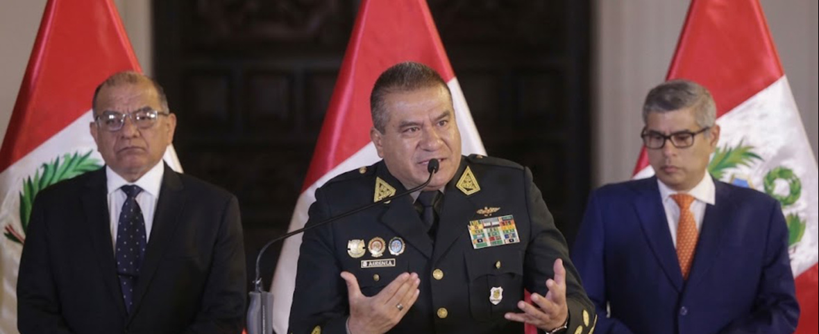 Óscar Arriola anuncia que será relevado como comandante de la Policía Nacional