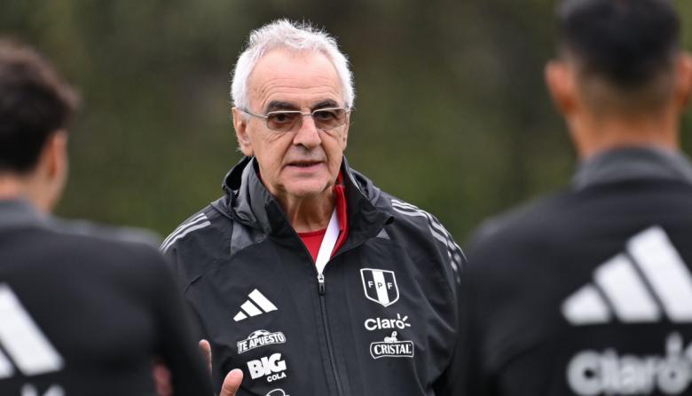 Jorge Fossati no va más como entrenador de la selección peruana