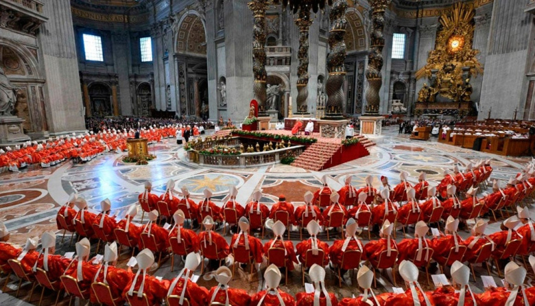 Elección del nuevo papa: las puertas de la Capilla Sixtina se cierran e inicia el cónclave