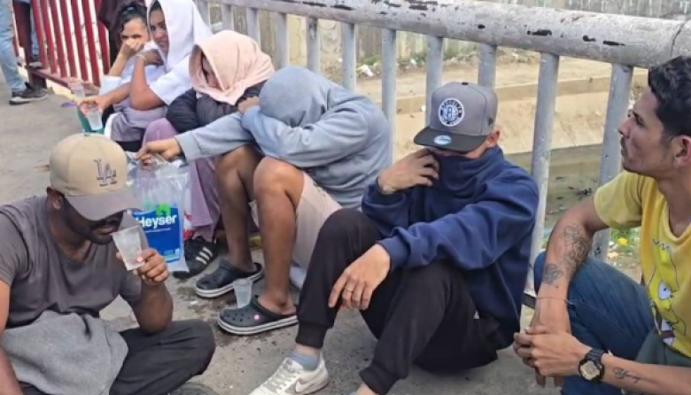 Perú expulsa a más de cien extranjeros por la frontera norte