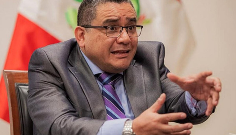 Cierran caso de exministro de interior Juan José Santiváñez 