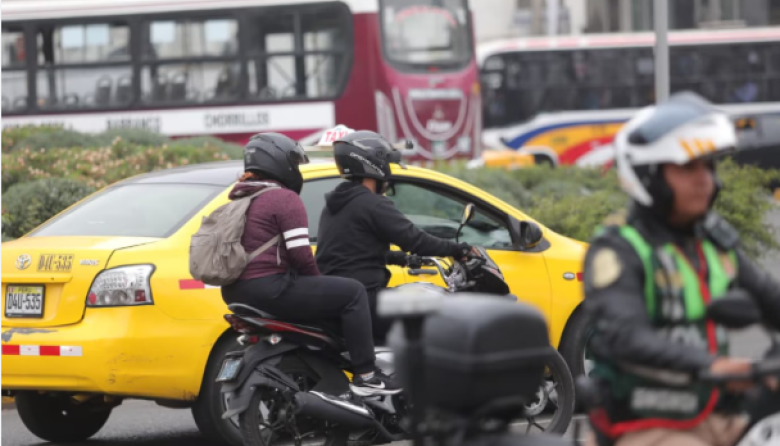 Desde hoy multan hasta con S/1,320 a motociclistas que lleven pasajero en Lima y Callao