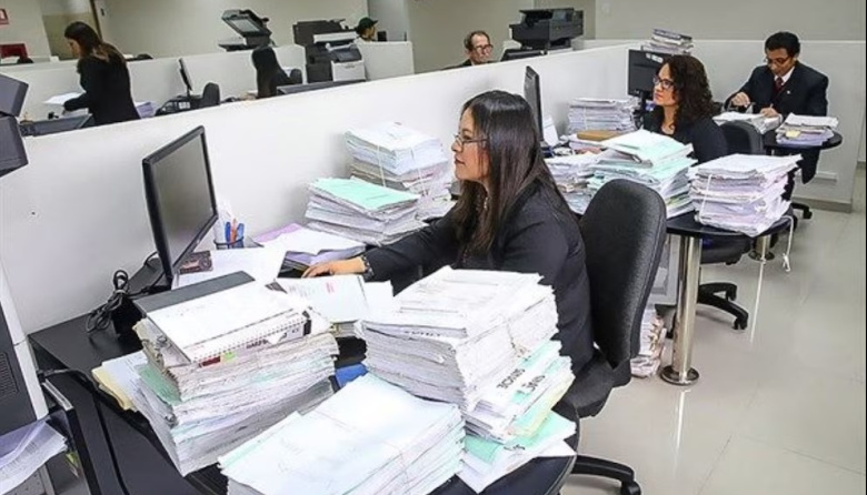 Congreso aprueba ley en beneficio de trabajadores del régimen CAS