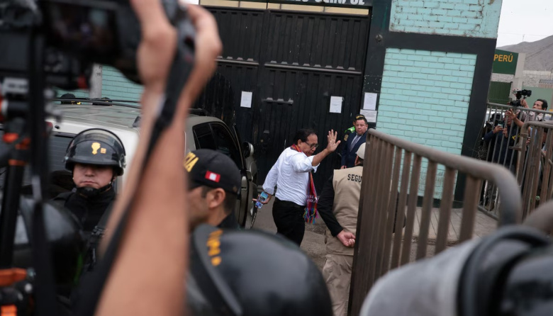 INPE descarta trato especial a Roberto Sánchez tras visita a Pedro Castillo en Barbadillo