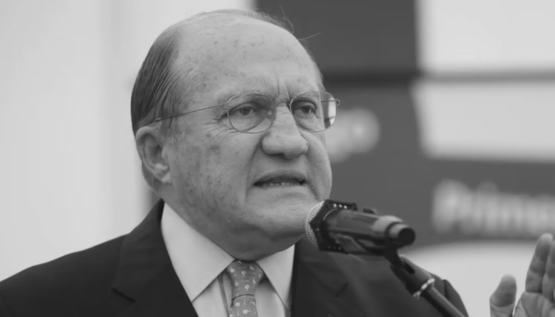 Falleció Fernando D'Alessio, exministro de Salud y fundador de Centrum PUCP