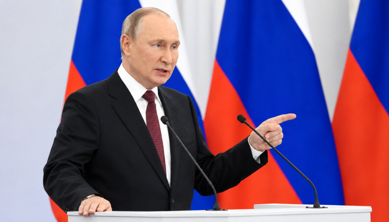 Putin limita la salida de efectivo en rublos a unos US$12.000