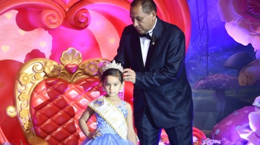 Trujillo: Coronan a reina infantil del 72° Festival Internacional de Primavera
