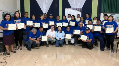 Capacitan a lideres vecinales en gestión publica y ciudadanía