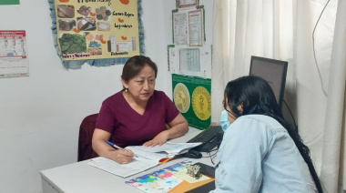 Karim Santos Rebaza oficializa su candidatura al decanato del Colegio de Obstetras en La Libertad