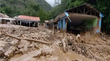 Activan alerta roja en tres regiones por fuertes lluvias y posible activación de quebradas