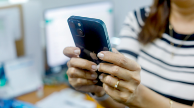 OSIPTEL ordena suspender y dar de baja líneas móviles sin validar requisitos de contratación