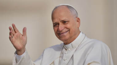 León XIV pide “paz y prosperidad” para Turquía en su primer viaje internacional como Papa