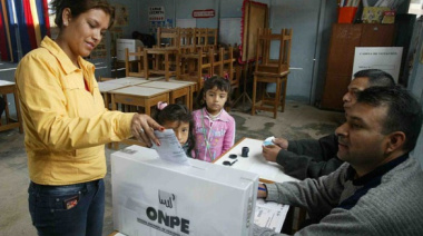Extranjeros residentes podrán votar y postular a alcaldías en 2026
