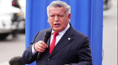 Acuña responde a críticas de exministro y niega influencia en presupuesto y elección del contralor