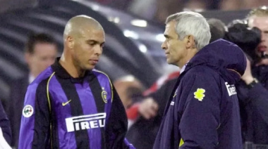 ¿Qué pasó entre Ronaldo Nazario y el nuevo técnico de la 'U', Héctor Cúper?