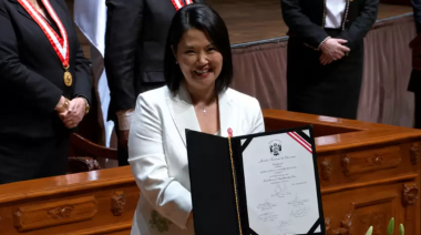 Keiko Fujimori recibe las credenciales que la acreditan como presidenta del Perú para el periodo 2026-2031