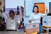 Roberto Sánchez y Keiko Fujimori pelean voto a voto tras empate técnico, según conteo rápido