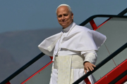 Papa León XIV visitará Perú en la primera quincena de noviembre, anunció el presidente José María Balcázar