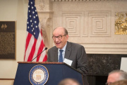 Fallece Alan Greenspan, expresidente de la Reserva Federal de Estados Unidos