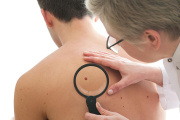 Vacuna personalizada contra el cáncer de piel avanza tras resultados positivos en fase 3