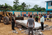 Iquitos: pared de colegio colapsa sobre dos estudiantes y uno permanece grave