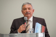 Ministro de cultura pide impulsar festival internacional de primavera en Trujillo