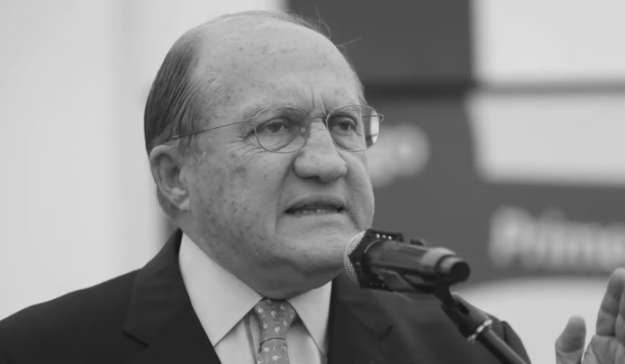 Falleció Fernando D'Alessio, exministro de Salud y fundador de Centrum PUCP