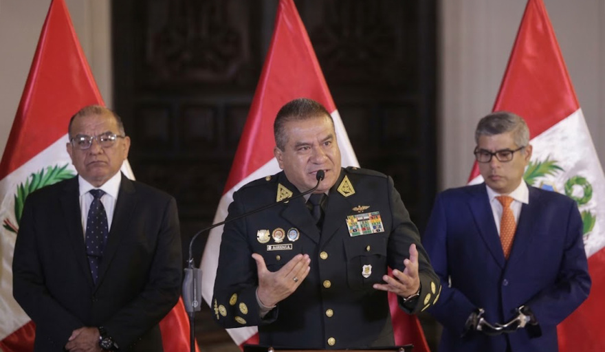 Óscar Arriola anuncia que será relevado como comandante de la Policía Nacional